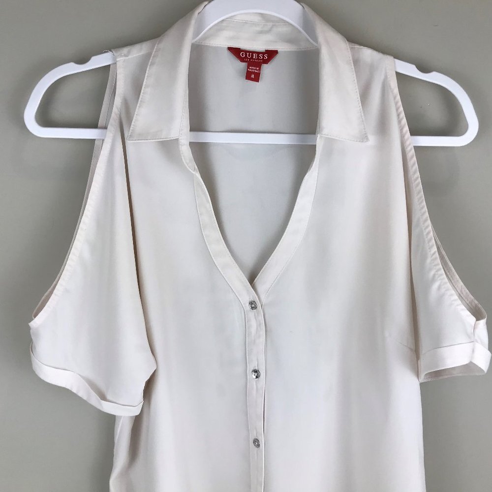 Guess cold shoulder button front, tie waist cropped blouse US M